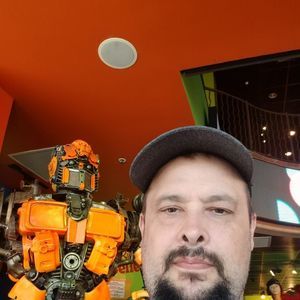 Meet your Posher, James